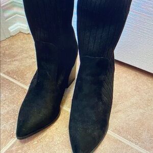 Elegant Black Ankle Boots
